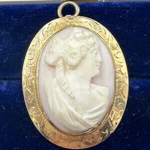 Antique Edwardian solid 10kt gold carved pink conch shell cameo pendant brooch